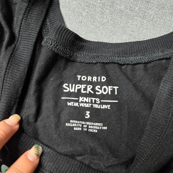 Torrid Super Soft Skull Black Dolman Tee - Picture 4 of 5